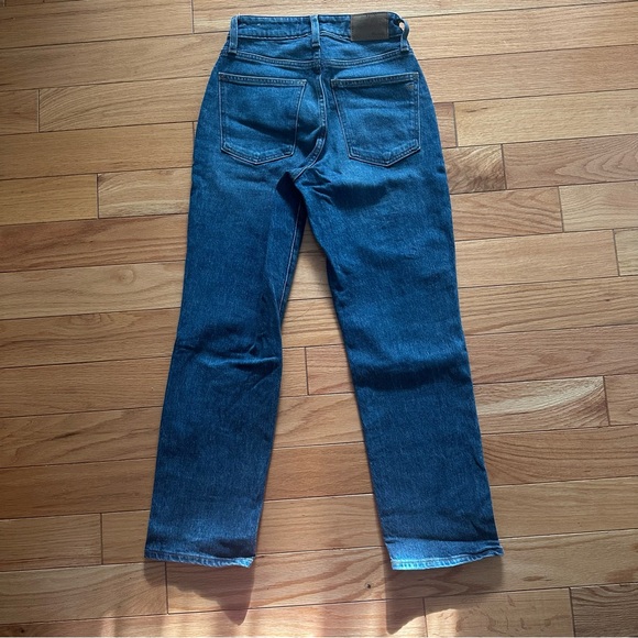 The Petite Curvy Perfect Vintage Straight Jean in Mayfield Wash - Picture 3 of 6